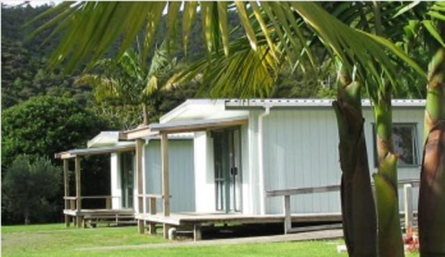 Whangarei Top 10 Holiday Park Bilik gambar