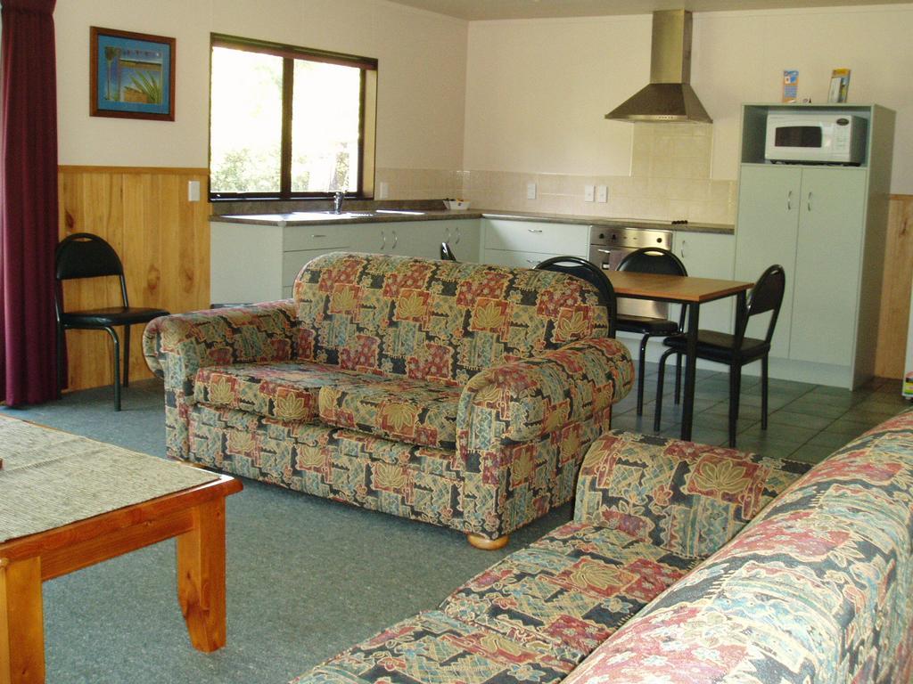Whangarei Top 10 Holiday Park Luaran gambar